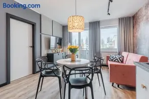 Platinum Premium Apartment - Image 2