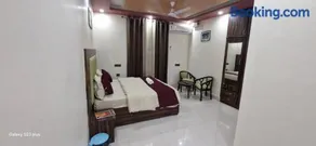 Viraj Homestay & Restaurant - Image 1