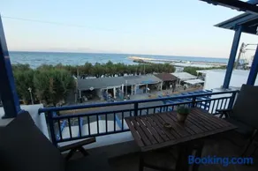 Sea Urchin Apartments 2nd floor - Image 3