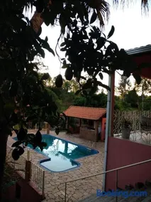 Recanto São Pedro chácara com piscina na Rota do Vinho - Image 2