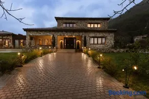HERMEA Grand Mountain Villa & Spa , Worldwide Interior Design Award Winner - Image 5