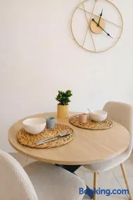Studio cosy proche Thermes avec parking gratuit - Image 2