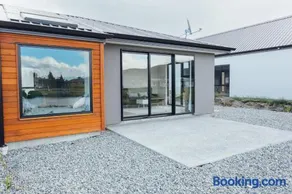 Bluebird Apartment - Image 4