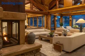 Apres Lodge 5 Bedroom - Image 4