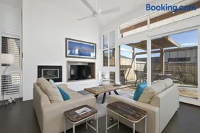 Bonnie's at Barwon - Image 1