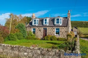 Hillside Cottage - Image 2