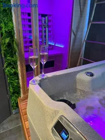 Romantic home spa - Image 3