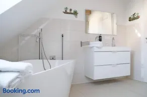 geräumige Dachgeschoßwohnung - Image 3