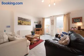 Devon Beach Court, sea views of Woolacombe - Image 2
