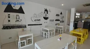 U Style Hotel - Image 5