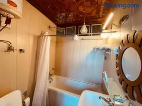 Heaven Breeze Group of Houseboats - Image 2