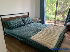 Fabulous Stunning Garden View King Bedroom with shared bathroom at MC 2079 - Image 3
