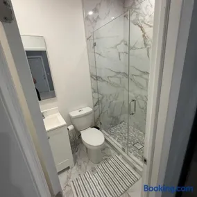 Modern Private Studio Near the Florida Keys - Image 4