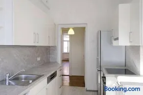 NOOR - Downtown Stay - Free Parking & Near Messe - Image 5
