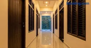 The Awadh Select Ayodhya - Free Private Parking - AC Rooms - Pure Veg - Image 3