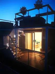 Sea Diva - luxury boathouse - Image 2