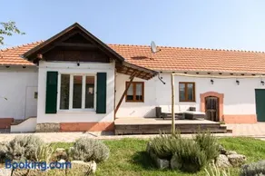 Tiszatardos Vendégházak - Apartmanok Tokaj és a Tisza közelében - Image 2