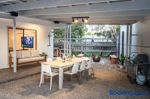 The Big Isle Retreat - Image 5