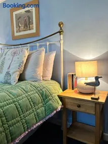 Fernhill Cottage - Image 2