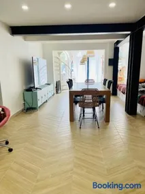 Spacious house with swimming pool 10 min from Avignon - Image 2