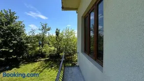 House in the forest - Image 1