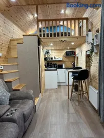 Fiadh Rua Cabin - with Private Outdoor Hottub Pet Friendly - Image 3