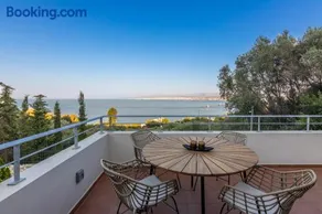Albore ImBlue, Luxury Sea View Jacuzzi Retreat in Crete - Image 2