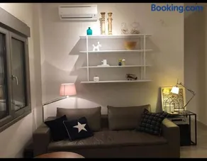 Nikaia Metro House - Image 3