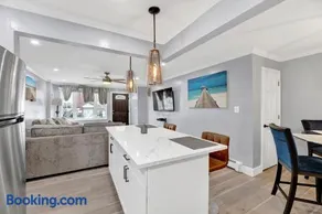 The Cozy Beach Getaway In Edgemere Community - Image 4