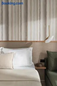 Orizon Boutique Rooms - Image 2