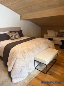 Elegant 1BR Rougemont Apartment - Image 1