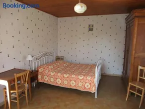 Gîte calme à Fougerolles, idéal pour familles - Image 2