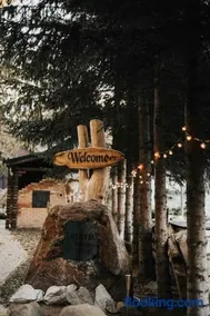 Rustic Wood Villa - Image 4