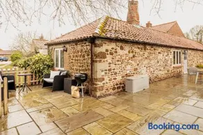 The Gig House - relaxing countryside spa break - Image 3