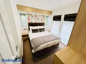 Luxury 2 Bedroom Caravan OG32, Shanklin, Isle of Wight - Image 4
