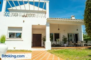 Villa Bendex Estepona Costa Del Sol - Image 3