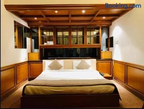 Dwaraka inn -Premium Pool villa and event venue - Image 2