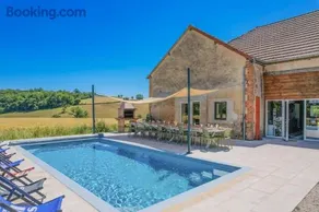 So Villas Fougeres 71 - Piscine chauffee - Basket - 2h de Lyon - 30p - Image 2
