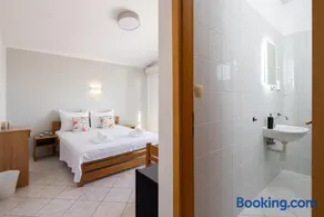 Adria Blue B&B - Image 2