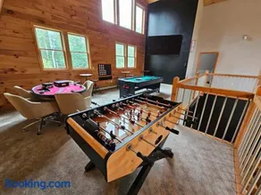 NEW! Relax and Play - Hot Tub Firepit Game Room Paradise - Image 1