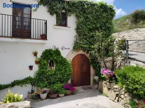Chalet avec jardin, jacuzzi et barbecue | Vue jardin - Image 3