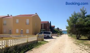 Giotto Holiday Houses - Image 3