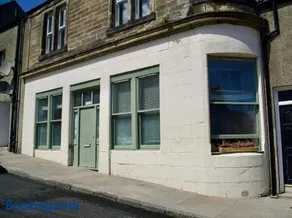 20min train to Edinburgh, The Coorie Inn - Image 4