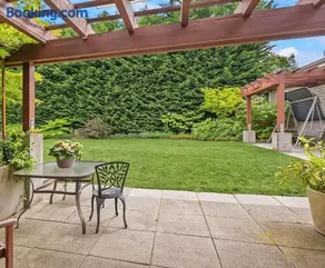 Craftsman Corridor - Free Parking - Fast WIFI - A/C - Image 2