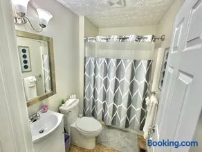 Charming Spacious Get Away - Image 4
