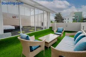 The Retreat-Glasshouse bungalow - Image 3