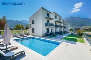 Kataleya Poolside Suites - Image 2