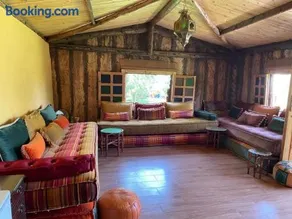 Magnifique Chalet en bois collé à la forêt de Benslimane - Image 3