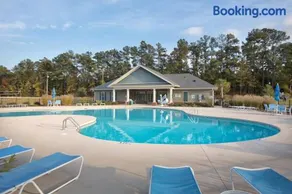 Wyndham Lake Marion 2BR Apartment with Resort Access - Image 3
