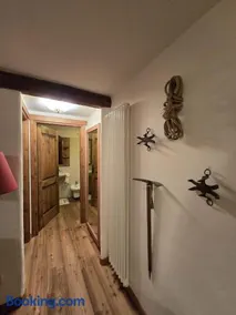 Maison Heidi - Maisons de Charme Valle d'Aosta - Appartamento Deluxe a due passi da Courmayeur - Image 3